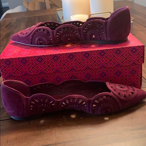 Tory Burch Shoes - New in box! Tory Burch Leyla flat size 10 in port